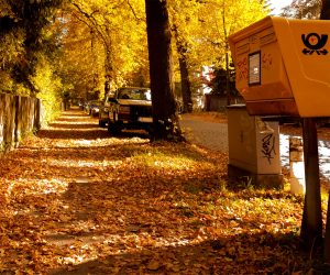 Herbstlicher-Briefkasten